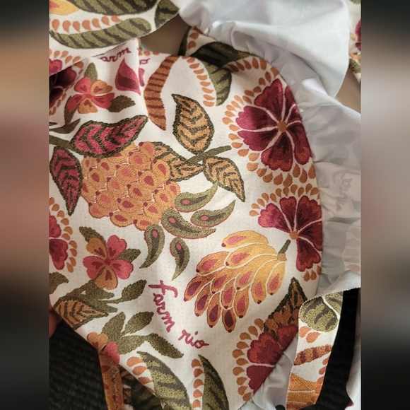 Farm Rio Ruffled Bikini Top NWOT - Picture 5 of 12